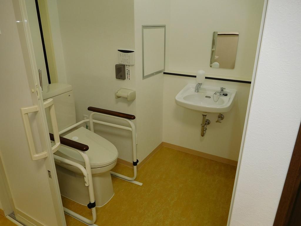 Hostel Maxi Alpa Naha Zewnętrze zdjęcie
